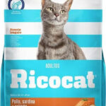 Ricocat Adulto Pollo-Sardinas-Salmón - 15 kg